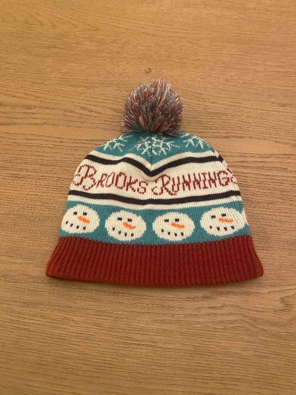 Brooks Running Snowman Pom Pom Beanie Hat Cap Adult One Size OS Running